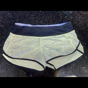 Sold on eBay//Lululemon speed up shorts sz 8
